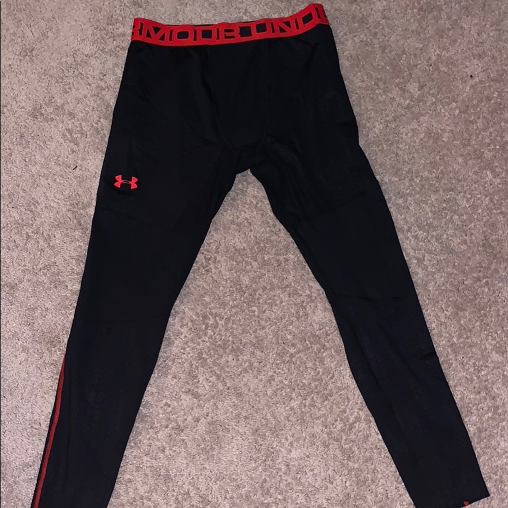 UNDER ARMOUR COMPRESSION PANTS